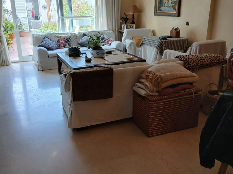 Villa for Sale in Estepona, Malaga 2