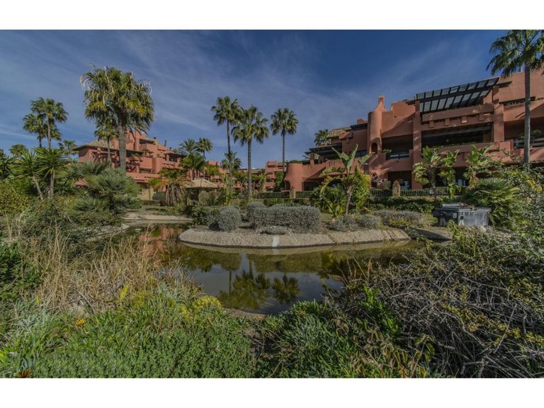 Apartment for Sale in New Golden Mile, Malaga 10