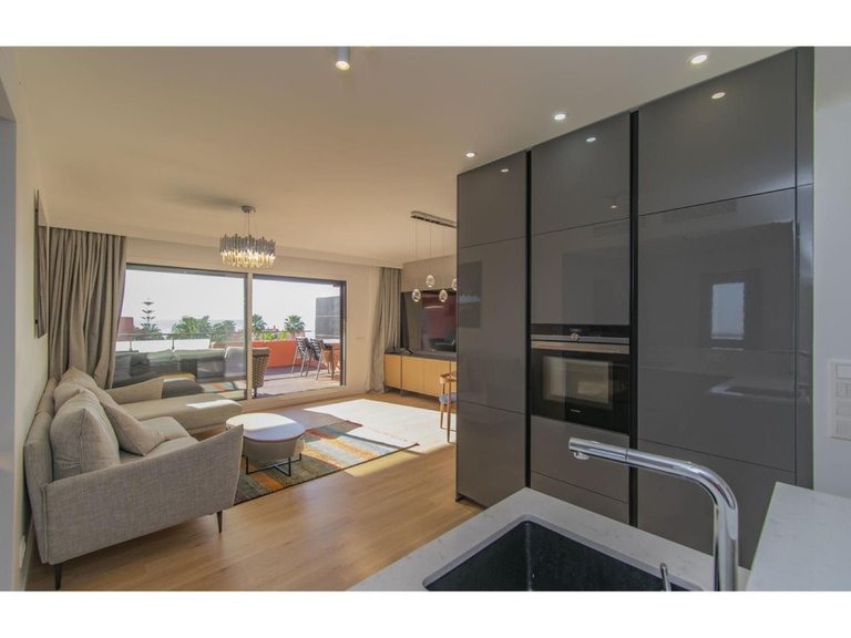 Apartment for Sale in New Golden Mile, Malaga 19