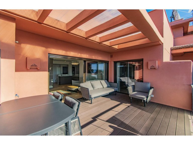 Apartment for Sale in New Golden Mile, Malaga 28