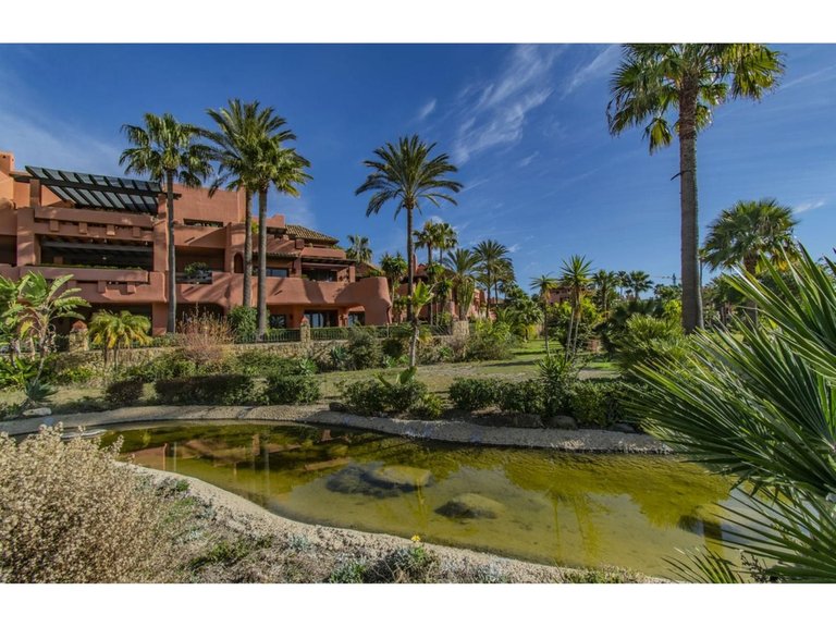 Apartment for Sale in New Golden Mile, Malaga 34