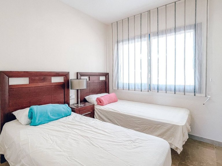 Apartment for Sale in La Duquesa, Malaga 10