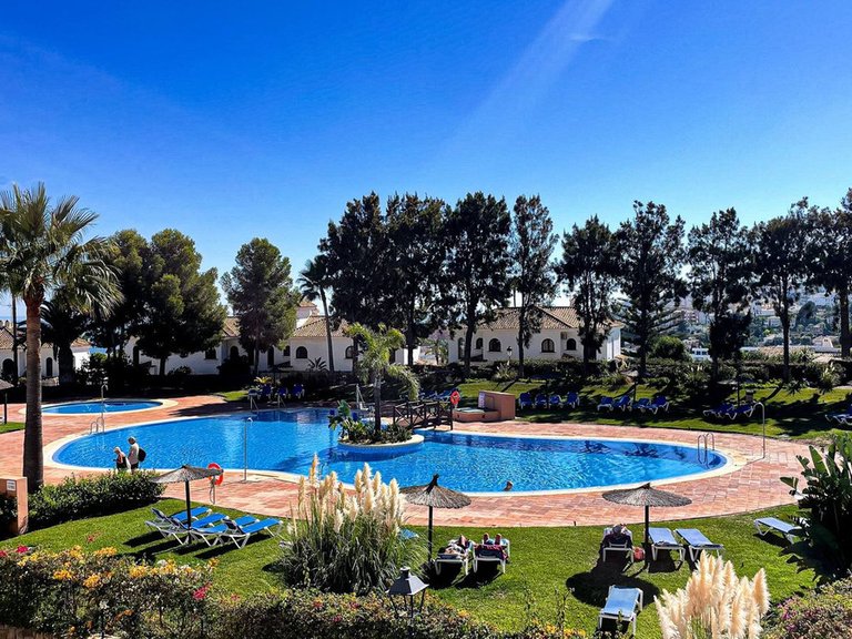 Apartment for Sale in La Duquesa, Malaga 19