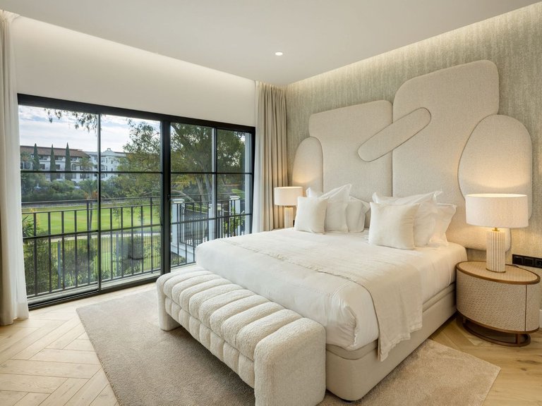 Villa for Sale in Benahavís, Malaga 21
