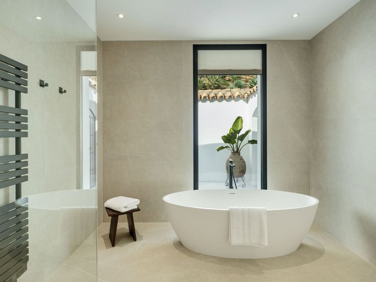 Villa for Sale in Benahavís, Malaga 29