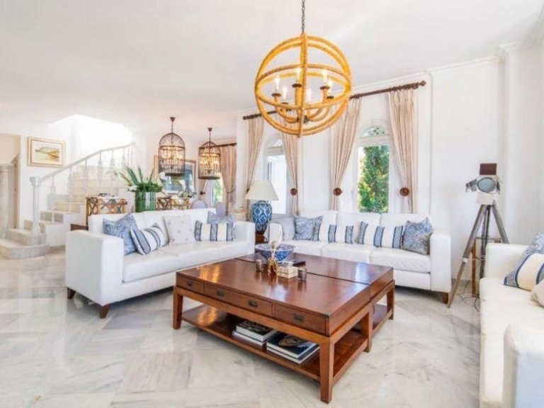 Apartment for Sale in Marbella, Malaga 2