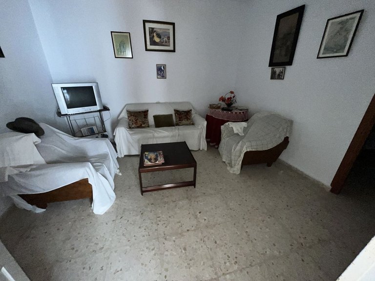 Villa for Sale in Estepona, Malaga 5