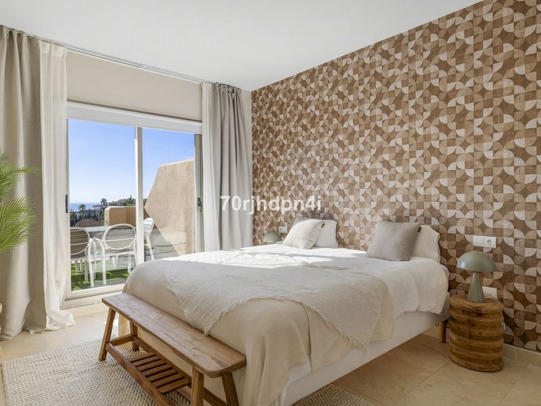 Apartment for Sale in Estepona, Malaga 28