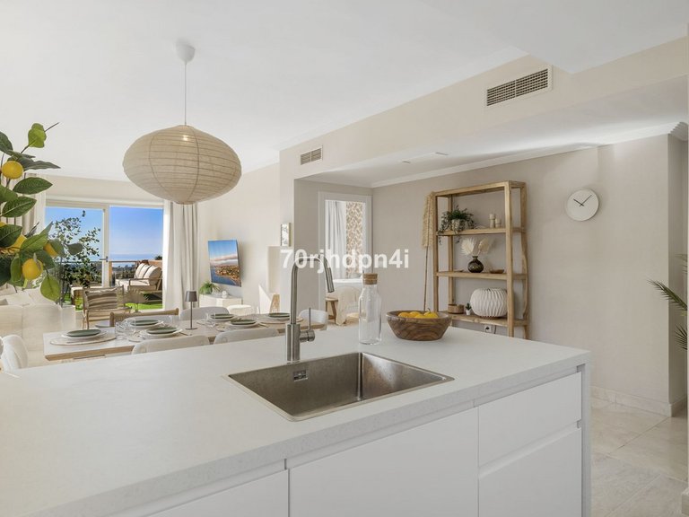 Apartment for Sale in Estepona, Malaga 7