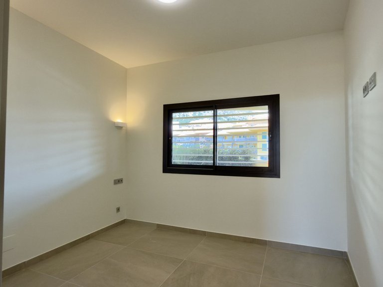 Apartment for Sale in Fuengirola, Malaga 17