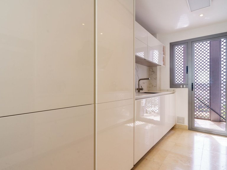 Apartment for Sale in Benahavís, Malaga 16