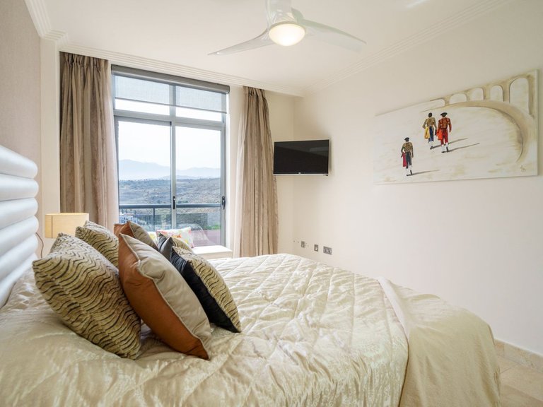 Apartment for Sale in Benahavís, Malaga 28