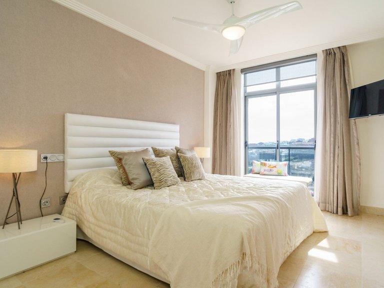 Apartment for Sale in Benahavís, Malaga 30