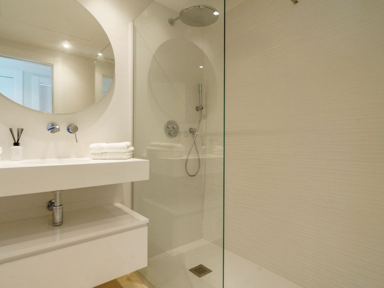 Apartment for Sale in Benahavís, Malaga 45