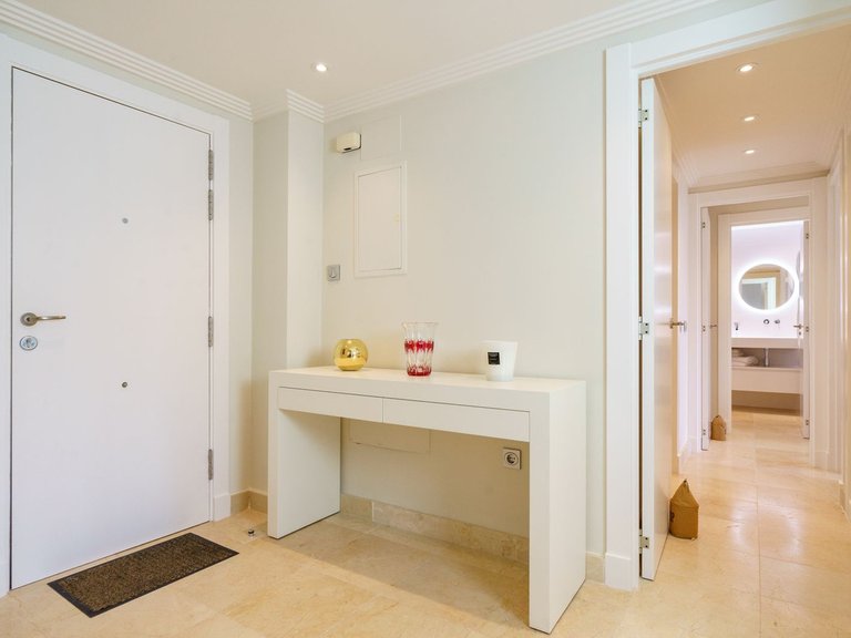 Apartment for Sale in Benahavís, Malaga 48