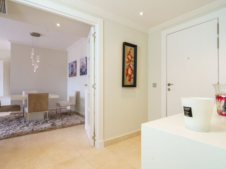 Apartment for Sale in Benahavís, Malaga 50