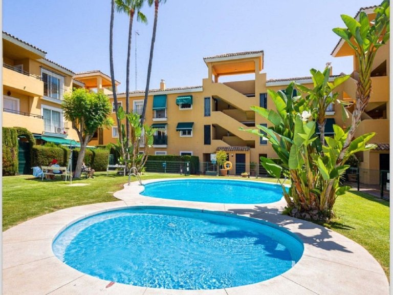 Apartment for Sale in Guadalmina Baja, Malaga 2