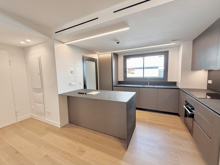 Apartment for Sale in Fuengirola, Malaga 1