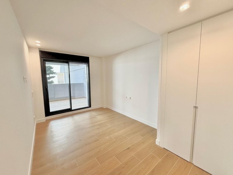 Apartment for Sale in Fuengirola, Malaga 14