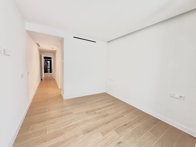 Apartment for Sale in Fuengirola, Malaga 17