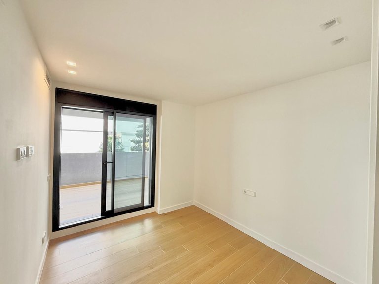Apartment for Sale in Fuengirola, Malaga 23