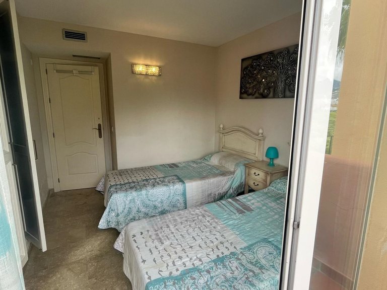 Villa for Sale in Nueva Andalucía, Malaga 19