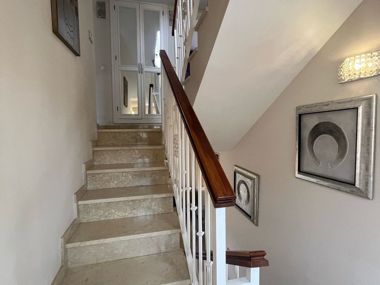 Villa for Sale in Nueva Andalucía, Malaga 20