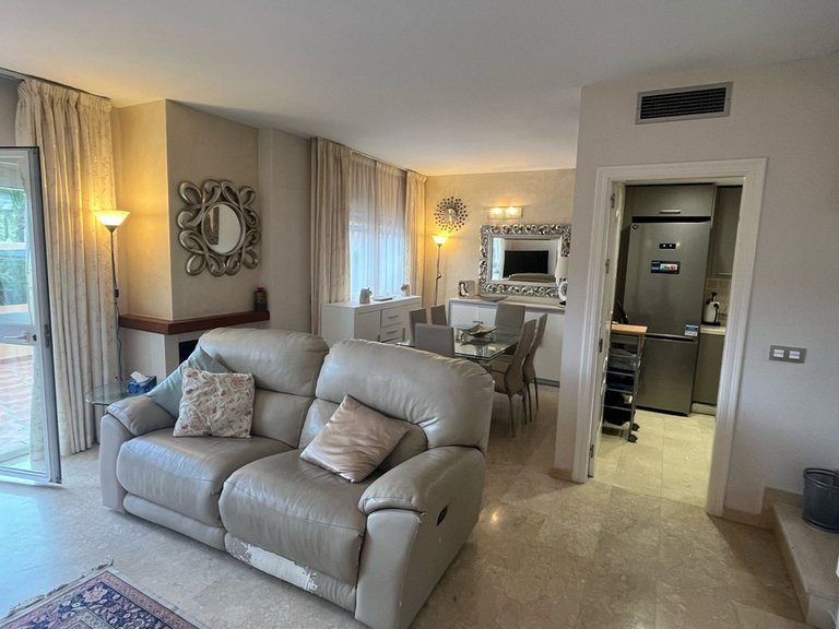 Villa for Sale in Nueva Andalucía, Malaga 5