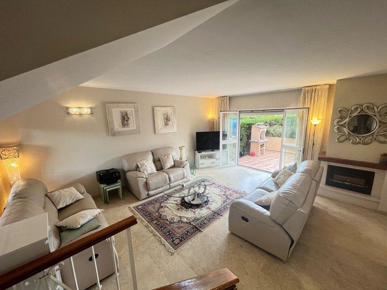 Villa for Sale in Nueva Andalucía, Malaga 6