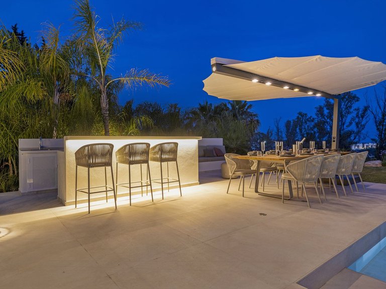 Villa for Sale in El Paraiso, Malaga 113