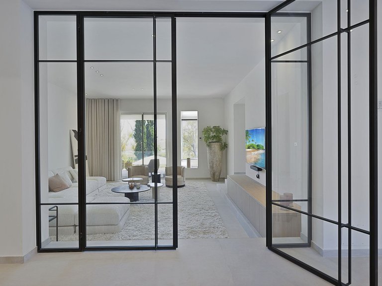 Villa for Sale in El Paraiso, Malaga 38