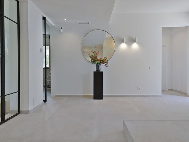 Villa for Sale in El Paraiso, Malaga 39