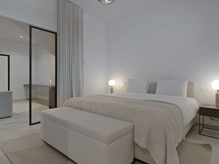 Villa for Sale in El Paraiso, Malaga 43