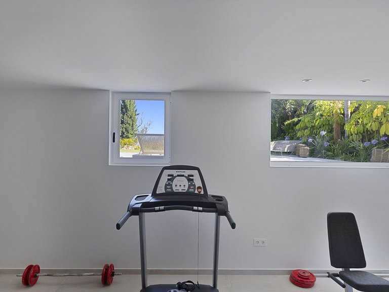 Villa for Sale in El Paraiso, Malaga 97