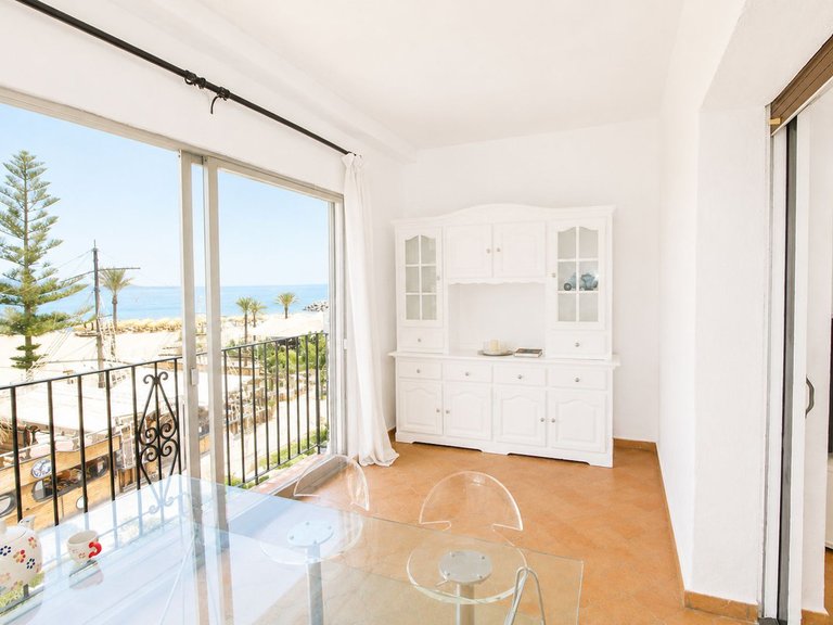 Apartment for Sale in Puerto Banus, Malaga 3