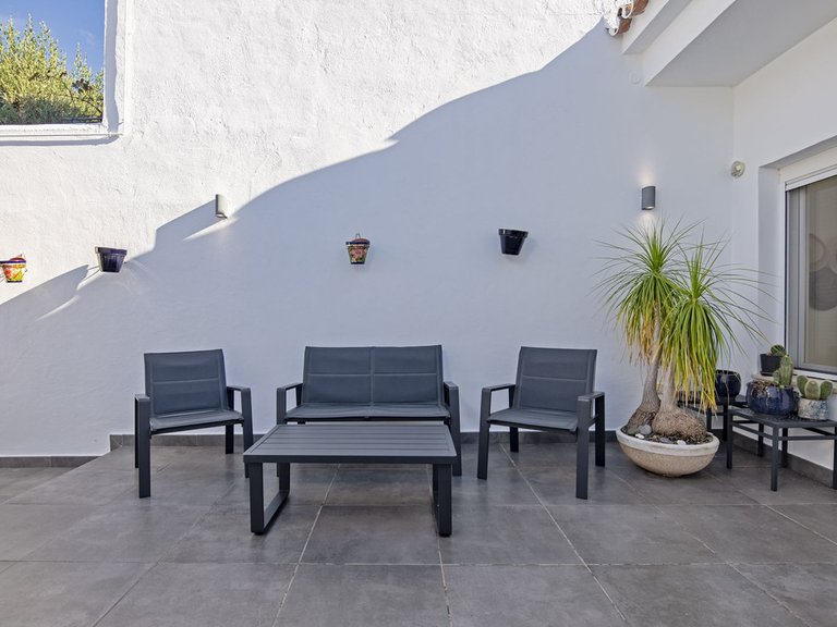 Villa for Sale in Nueva Andalucía, Malaga 5
