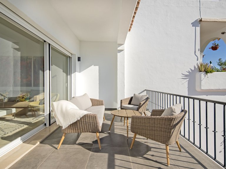 Villa for Sale in Nueva Andalucía, Malaga 9