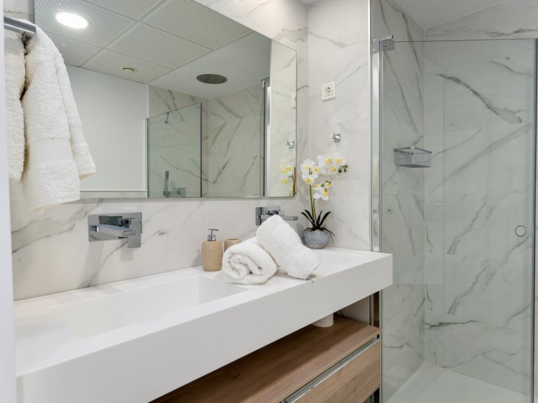 Apartment for Sale in Benahavís, Malaga 12