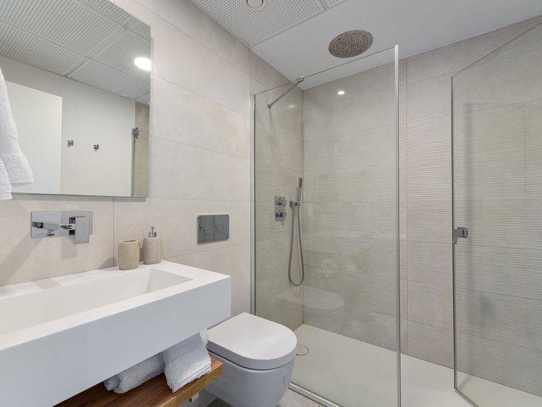Apartment for Sale in Benahavís, Malaga 28