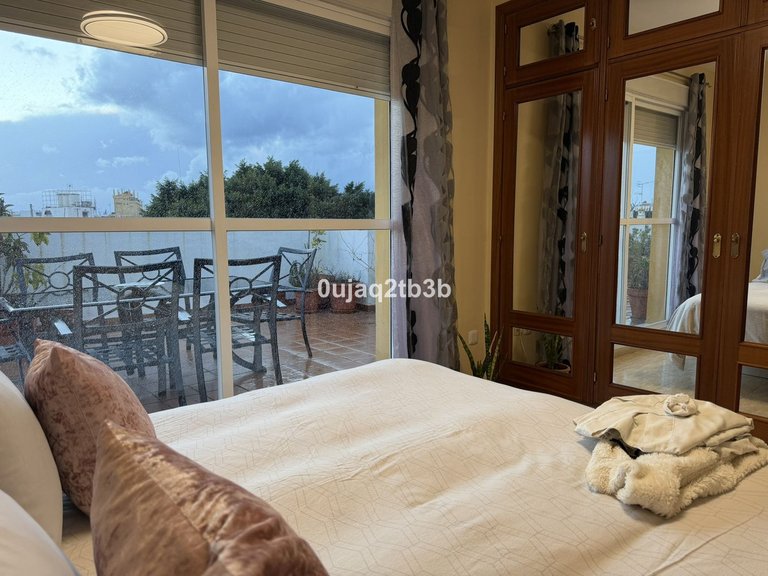 Apartment for Sale in San Pedro De Alcántara, Malaga 25