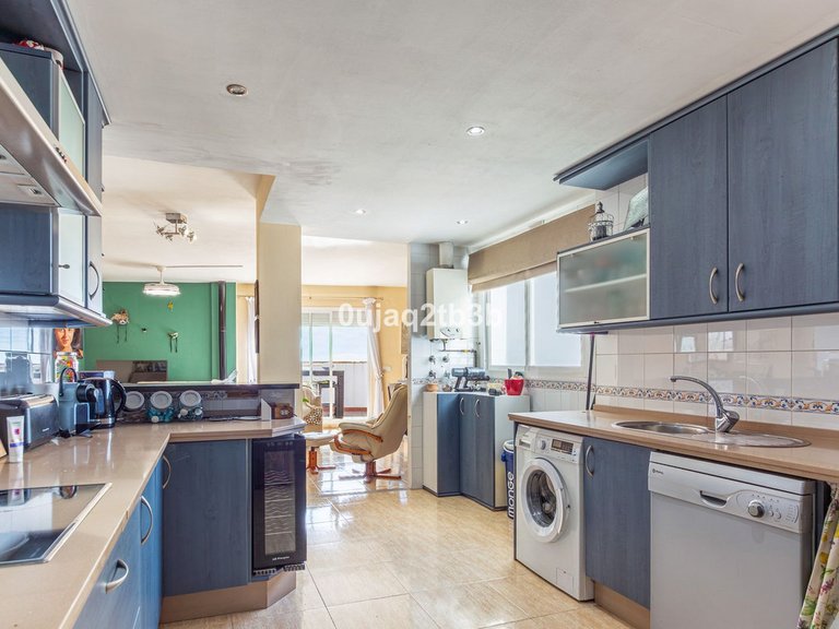 Apartment for Sale in San Pedro De Alcántara, Malaga 27