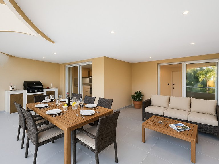 Apartment for Sale in Nueva Andalucía, Malaga 11