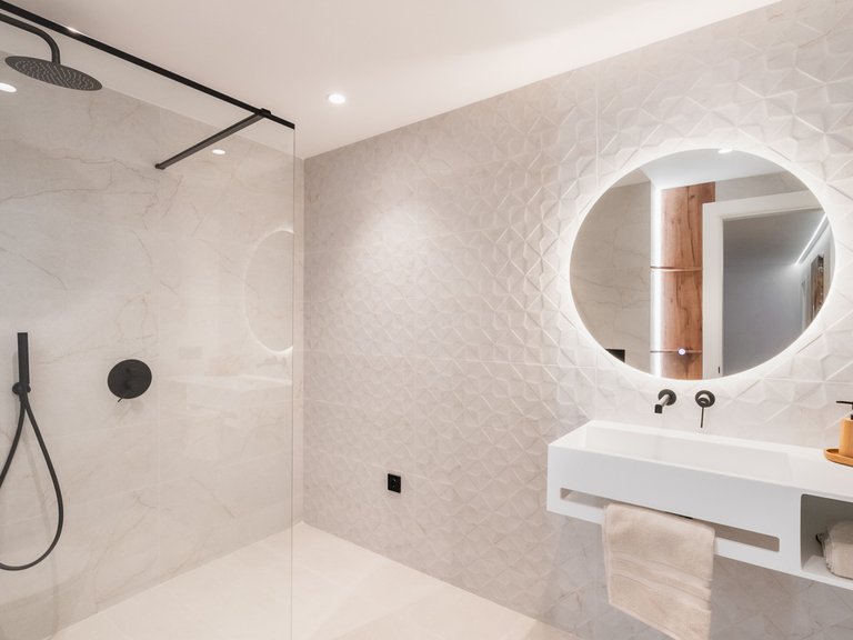 Apartment for Sale in Nueva Andalucía, Malaga 20