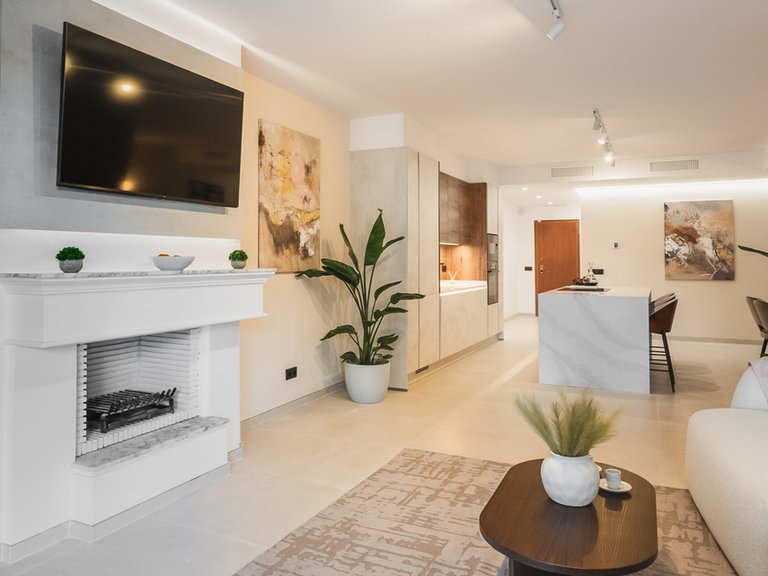 Apartment for Sale in Nueva Andalucía, Malaga 9