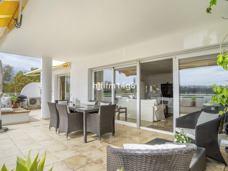 Apartment for Sale in Guadalmina Alta, Malaga 21