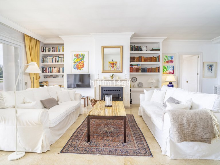 Apartment for Sale in Guadalmina Alta, Malaga 5