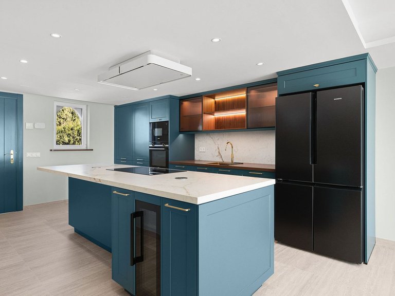 Apartment for Sale in Nueva Andalucía, Malaga 11