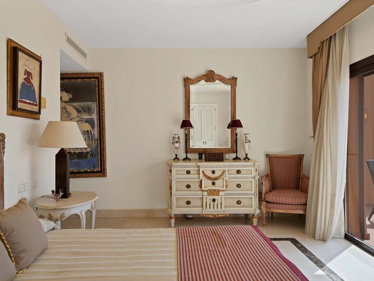 Apartment for Sale in Marbella, Malaga 11