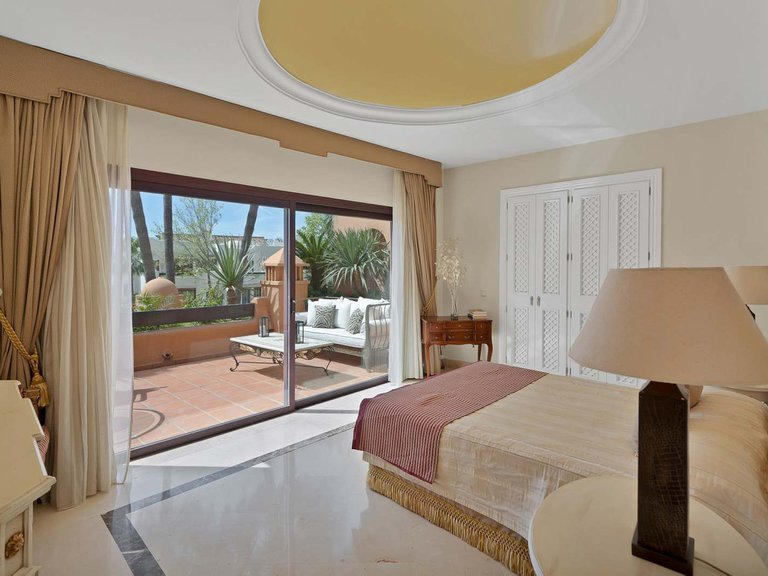 Apartment for Sale in Marbella, Malaga 12