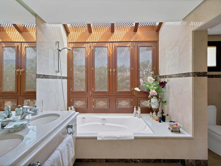 Apartment for Sale in Marbella, Malaga 13
